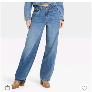 Mid rise 90s baggy jeans NWT
